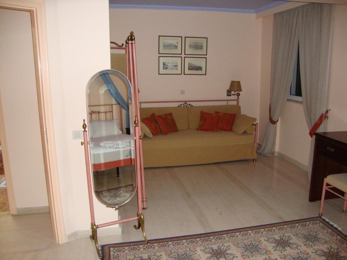 Captain Stavros Hotel Nydri  Ngoại thất bức ảnh