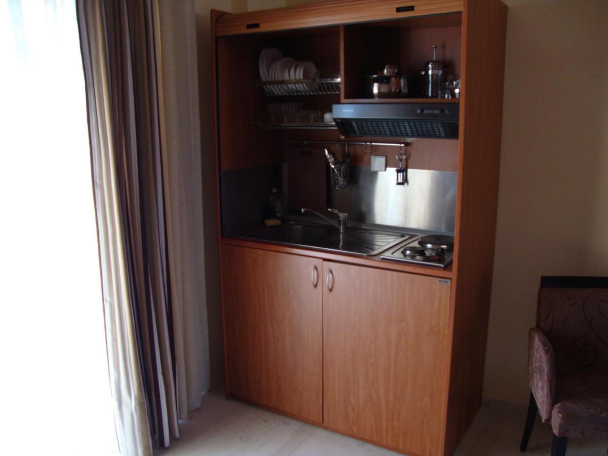 Captain Stavros Hotel Nydri  Ngoại thất bức ảnh